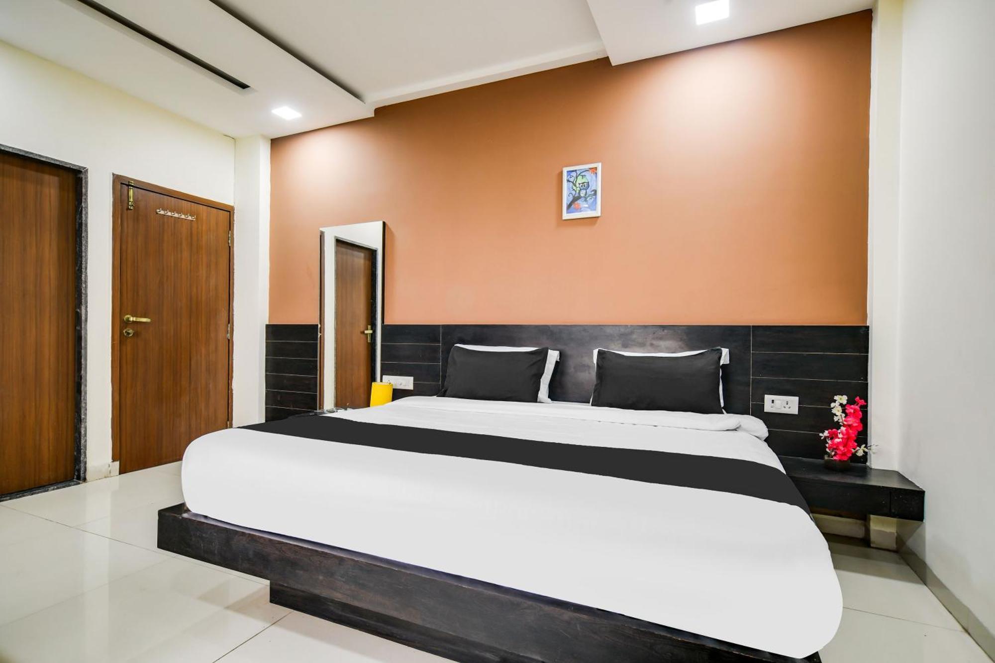 Super Collection O Indore Near Omax City 1 Kanadiya Luaran gambar
